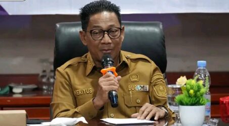 Heriyus Sebut Program KHS dan KHMC Komitmen Pemkab Mura Tingkatkan Sektor Pendidikan Heriyus Sebut Program KHS dan KHMC Komitmen Pemkab Mura Tingkatkan Sektor Pendidikan