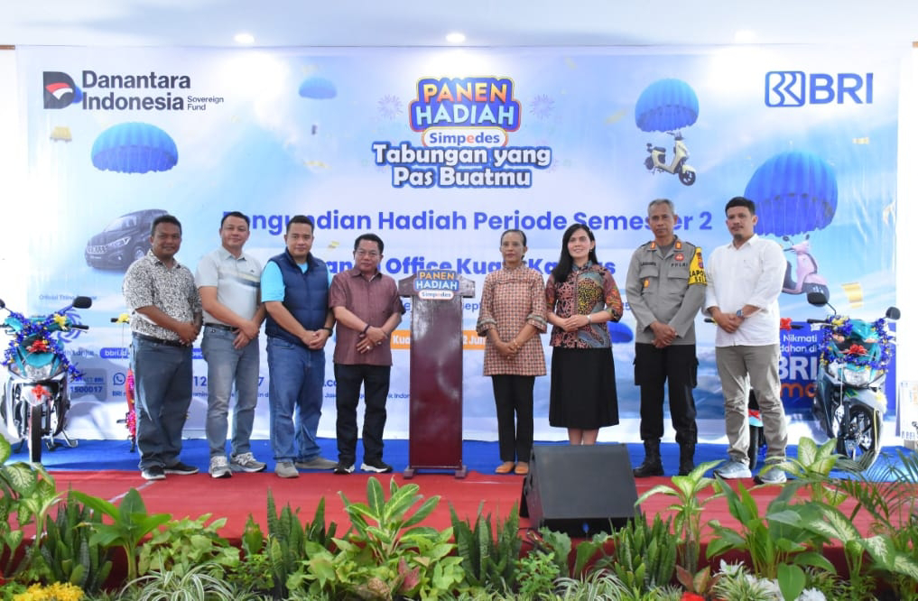 Bupati Kapuas Dukung Inklusi Keuangan Lewat Panen Hadiah Simpedes BRI Bupati Kapuas Dukung Inklusi Keuangan Lewat Panen Hadiah Simpedes BRI