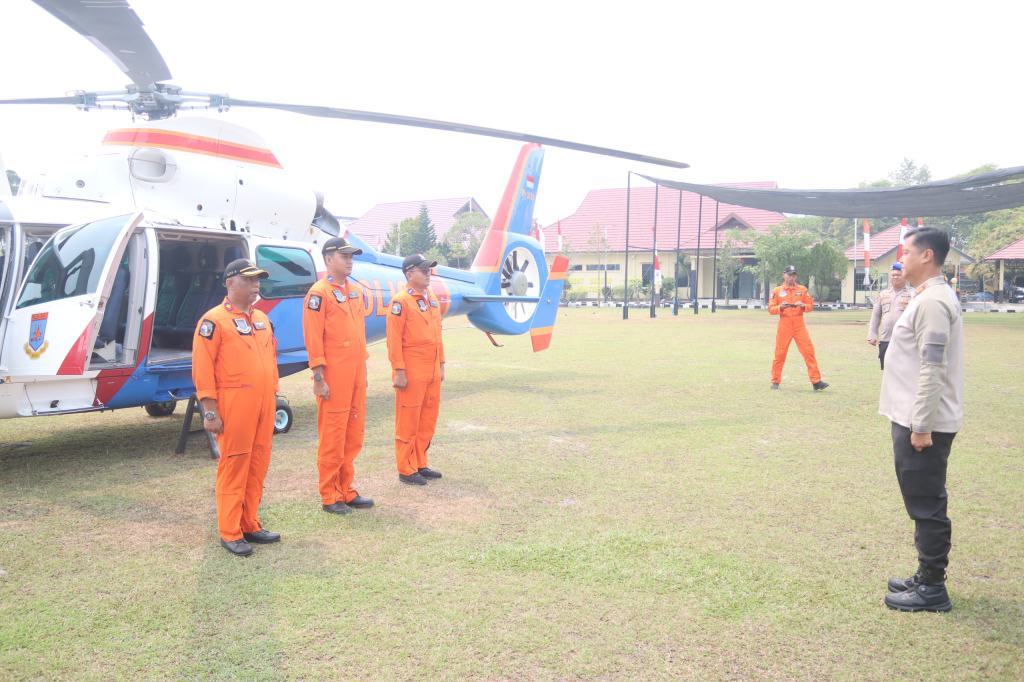 Kapolda Kalteng Turunkan Pemburu Api Hadapi Karhutla